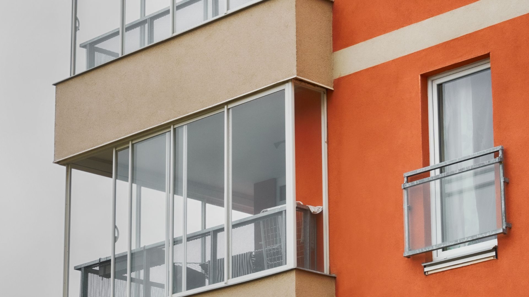 Rola profili okapowych w ochronie balkonu przed wilgocią